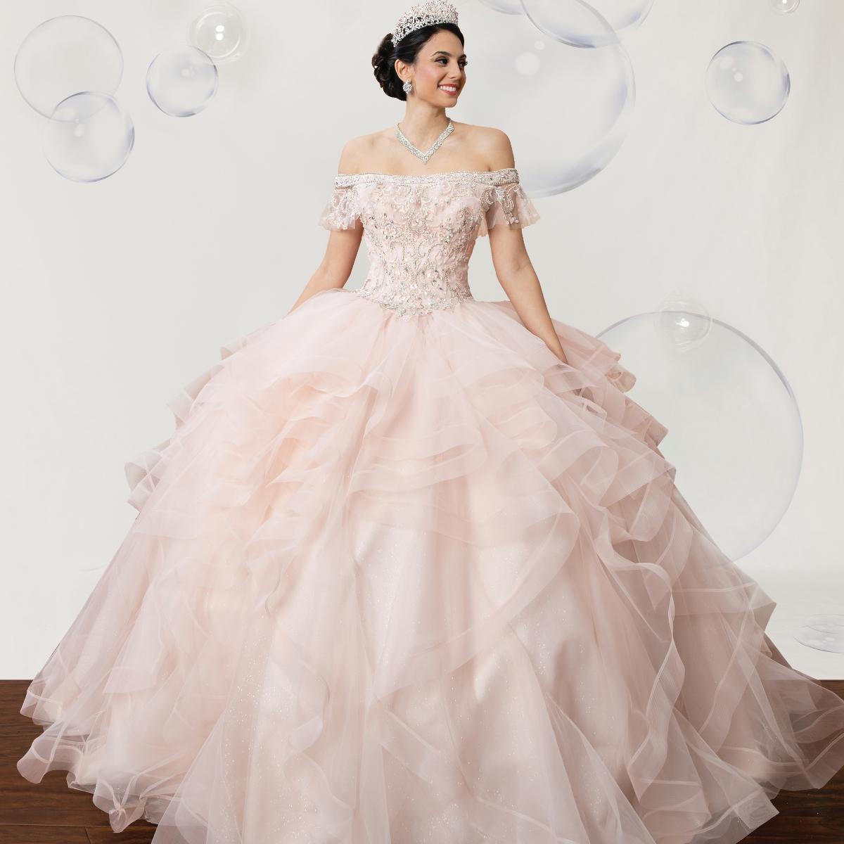 (LIVE 37) Gowns shine, lace details, light up occasions.