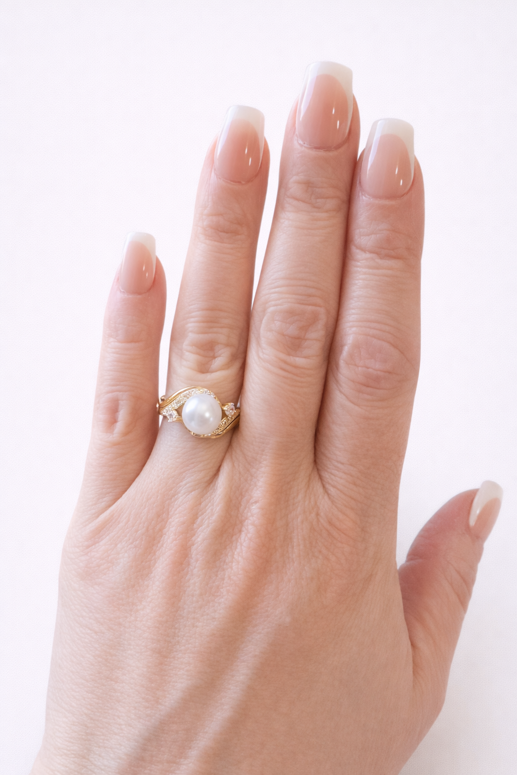Pearl Twist Zircon Ring