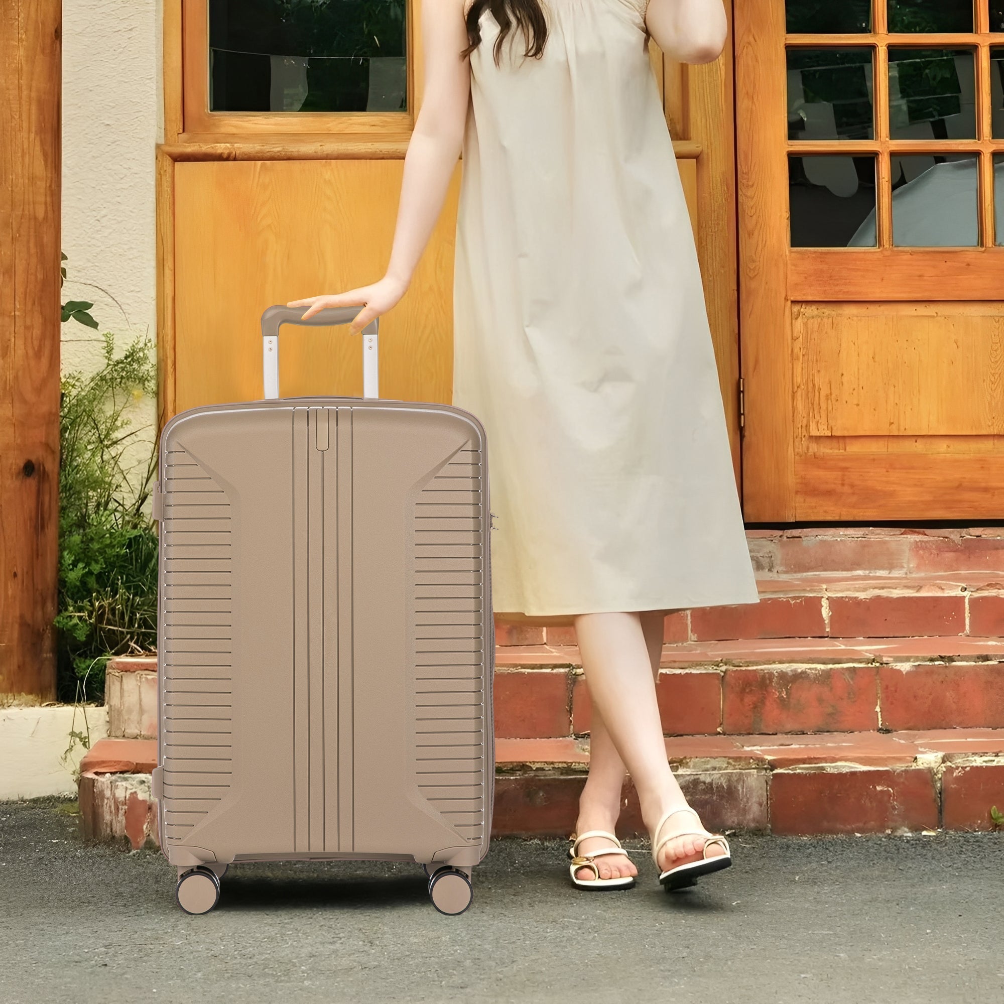 Gigatech 3-Piece PP Spinner Wheel Luggage Set (Champagne)