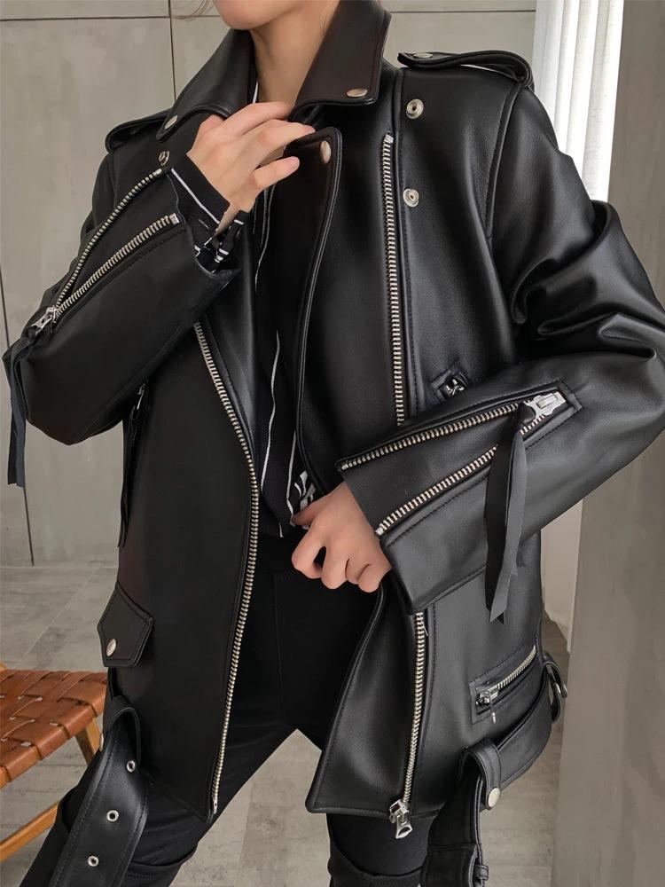 Stylish Women's Sheepskin Jacket - Must-Have!