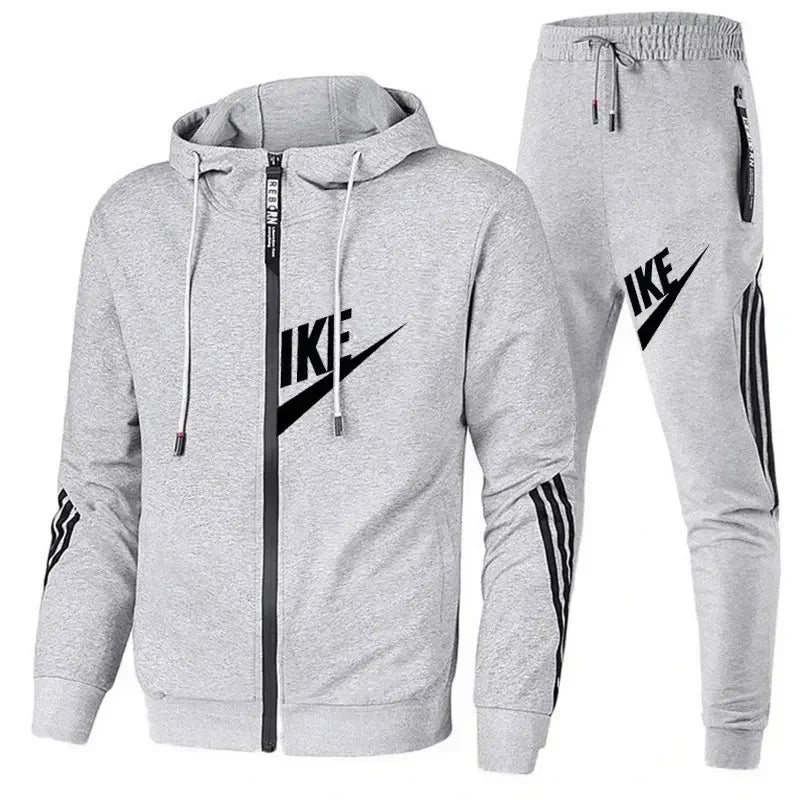 Relaxed high-quality men's suit, featuring a hooded sports shirt, hooded sports outfit, and long-sleeved sports clothing.