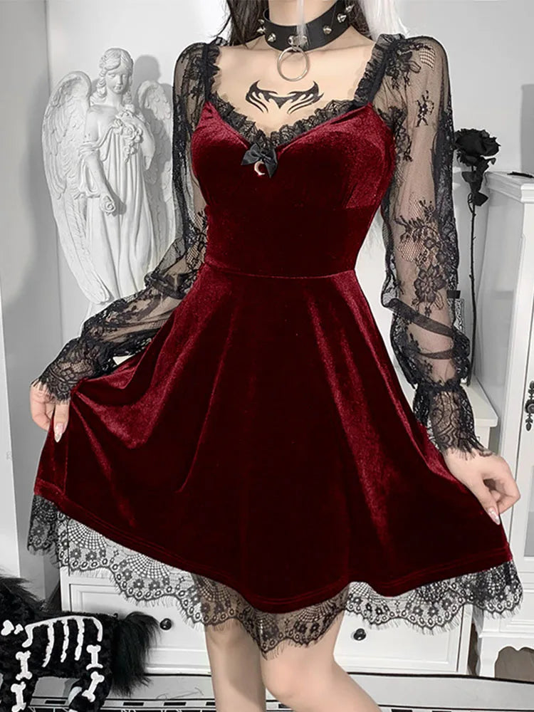 Vestido gótico de terciopelo para damas con ribete de encaje.