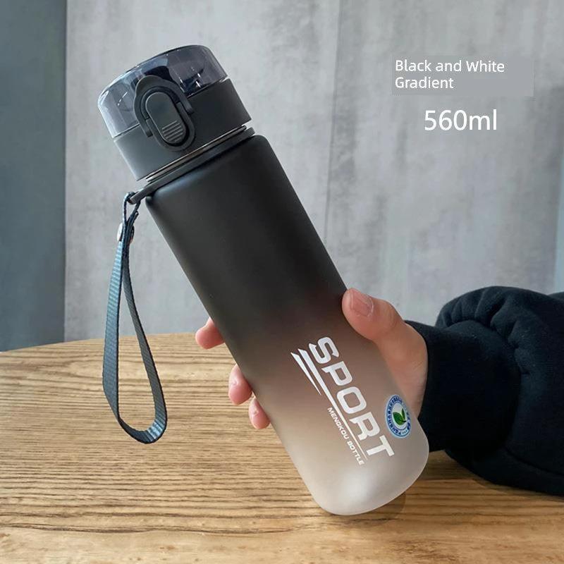 Casino Frosted Sports Water Bottle Plastic Portable Bottle With Lid For Men And Women