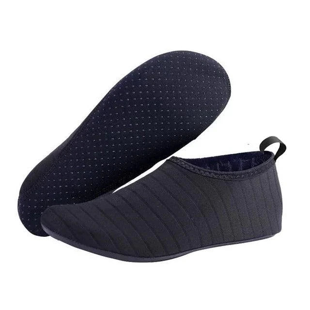 AquaFlex Unisex Water Shoes - Quick-Dry Beach Yoga Swim Socks