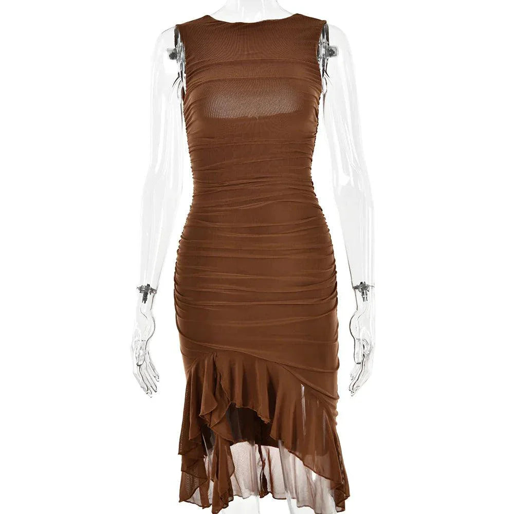 Chic Sleeveless Midi Dress