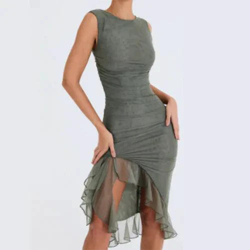 Chic Sleeveless Midi Dress