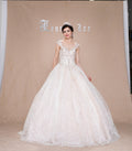 Beautiful Quinceanera Dress in Gold - Elegant Gold Hue with Unique Style & Sophisticated Design for Quinceañeras